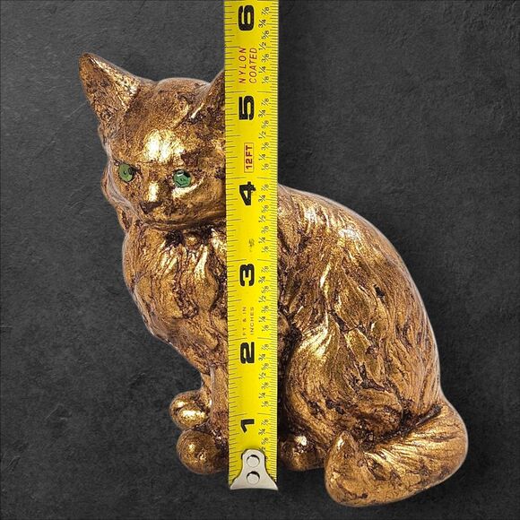 Vintage Red Mill Gold Resin Cat Figurine 5¼″ Green Sequin Eyes Handcrafted USA - Picture 9 of 9